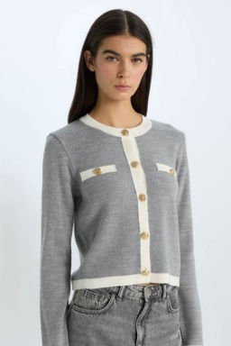 Regular Fit Bisiklet Yaka Dugmeli Basic Duz Triko H?rka