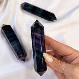 Кристалл двухконечный из Флюорита - Радуга самоцветов фото 3