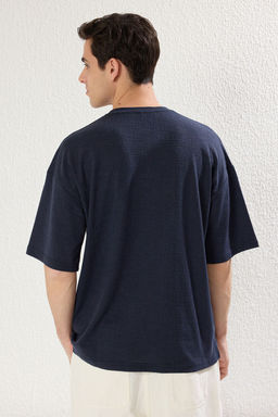 TRENDYOL MAN Ekru Oversize/Genis Kesim Dokulu T-Shirt TMNSS25TS00043 - Trendyolmilla фото 2