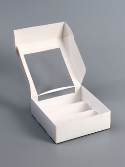 Коробка складная, под 3 эклера, белая, 15×15×6 см