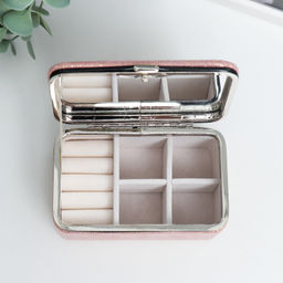 Шкатулка кожзам для украшений Мелкие квадратики. Розовый 6х7х12 см - Simaland фото 3