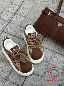 Кроссовки женские весенние