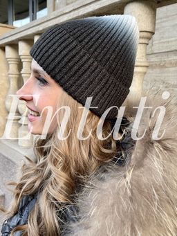 Шапка зимняя. 18102/4.