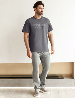 Свободная футболка с авторским принтом