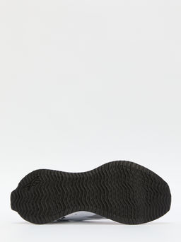 Женские кроссовки REEBOK ZIG DYNAMICA STR Артикул 4271104, белый
