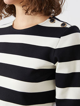 Bisiklet Yaka ?izgili Kad?n Ti??rt