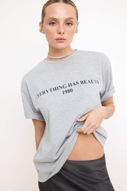 Gri Melanj %100 Pamuk Slogan Bask?l? Relaxed/Genis Rahat Kesim Orme T-Shirt TWOSS19GH0034