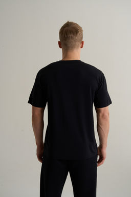 Футболка Черный