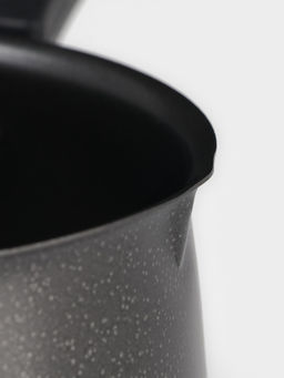 Турка «Мортен», 600 мл, 20.5×9.7×8.5, пластиковая ручка, антипригарное покрытие, чёрная