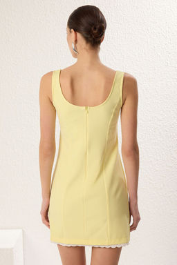 Tereyag Sar?s? A Kesim Dantel Detayl? Mini Dokuma Elbise TWOSS25EL00315 - Trendyolmilla фото 5