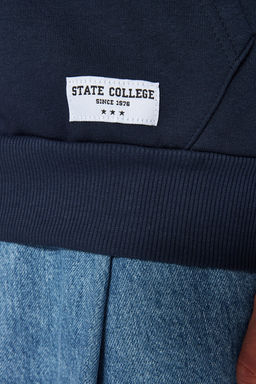 Lacivert Regular/Normal Kesim Fermuarl? Etiketli Ici Polar/S?cak Tutan Sweatshirt TMNAW23SW00172