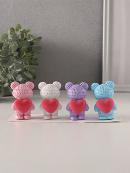 Набор фигурок полистоун Вязаный мишка с большим сердцем, 4 шт., 2.7?4?6 см