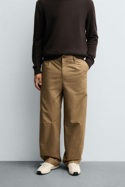 RELAXED FIT PLEATED CHINO TROUSERS - Zara фото 2