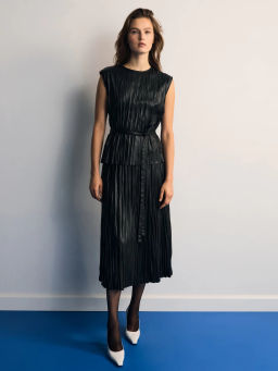 Плиссированная юбка миди / Zarina