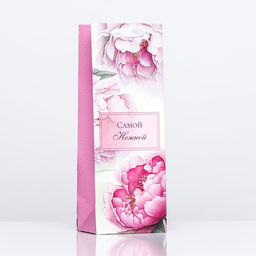 Пакет подарочный ламинированный под бутылку Самой нежной,13?36?10 см