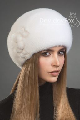 Берет норка белая