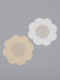 Цена за 4 шт. Стикини на грудь «Цветок», набор - 5 пар, на клеевой основе, 6×6 см, бежевая