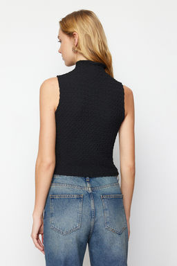 Siyah Dik Yaka Dokulu Kumas Fitted/Vucuda Oturan Esnek Orme Orme Bluz TWOSS24BZ00066 - Trendyolmilla фото 7