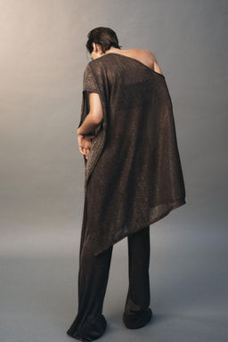 ASYMMETRIC METALLIC THREAD CAPE - Zara фото 11