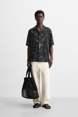 ABSTRACT PRINT STRETCH SHIRT