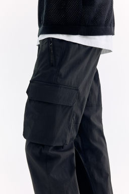 Pantal?n cargo de nailon Regular Fit - H&m фото 8