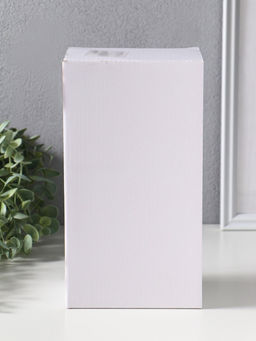 Фигурка полистоун «Рука с лотосом и Ганешей», зелёный, 7×7.3×18.5 см