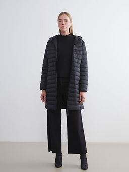 Kap??onlu Kad?n ?i?me Mont