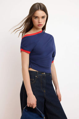 Lacivert Duz Fitted Asimetrik Yaka Dusuk Kol K?sa Crop Pamuk Ribana Orme Bluz TWOSS26BZ00563 - Trendyolmilla фото 2