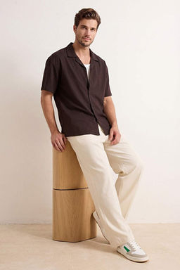 Kahverengi Normal Kal_p/Regular Fit &100 Pamuk Gabardin K_sa Kol Dokuma Erkek G_mlek TMNSS26GO00016