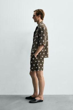 BERMUDA RELAXED FIT JACQUARD TEXTURA / Khaki oscuro - Zara фото 4