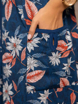 Халат женский, цвет фиолетовый