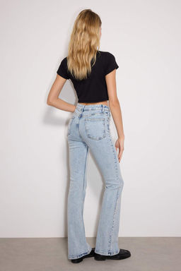 TRENDYOLMILLA Siyah More Sustainable Yuksek Bel Flare Jeans TWOSS23JE00063  фото 23