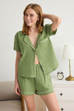 Trendyolmilla Ac?k Yesil %100 Pamuklu Biyeli Muslin Sortlu Dokuma Pijama Tak?m? THMSS25PT00045