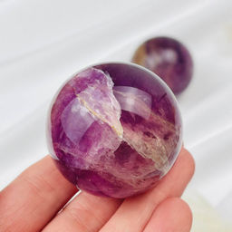 Шар из Флюорита