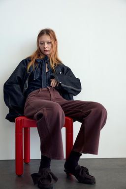 RELAXED BALLOON MID-WAIST TRF JEANS - Zara фото 25