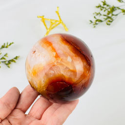 Шар из Сердолика на подставке