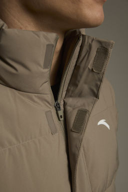 Пуховик короткий Серый Training Down Jacket