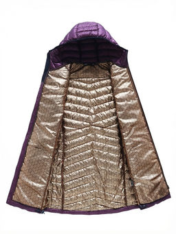 Куртка женская удлинённая стёганая с капюшоном и графеновой подкладкой фиолетового цвета 9628_1F