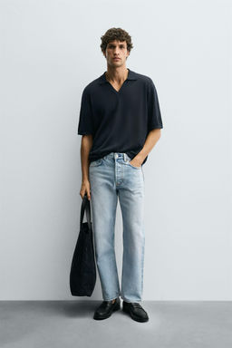 REGULAR STRAIGHT-LEG JEANS