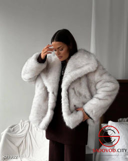 Шуба женская из искусственного меха