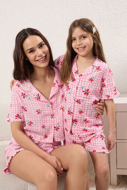 Beyaz-Cok Renkli K?z Cocuk Kareli K?sa Kol Mini Me/Anne-K?z Dokuma Pijama Tak?m? TKDSS25PT00032 - Trendyolmilla фото 2