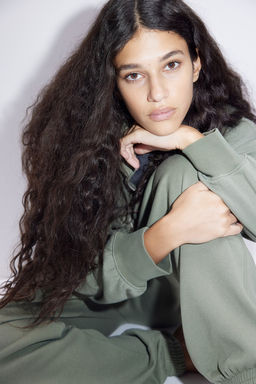 Chaqueta sudadera oversize con capucha - H&m фото 2