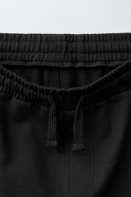 CONJUNTO CAMISETA Y BERMUDA TEXTO / Negro - Zara фото 7