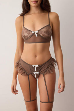 Kahverengi Kurdele Detayl? Bacak Bantl? F?rf?rl? Dantel Fantezi Ic Camas?r? Tak?m? THMAW26BD00004
