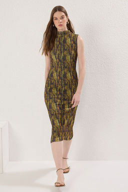 TRENDYOLMILLA Antrasit Dokulu Dik Yaka S?f?r Kol Esnek Orme Midi Kalem Elbise TWOSS24EL00678 фото 2