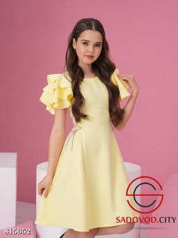 Платье для девочки с волнистыми рукавами