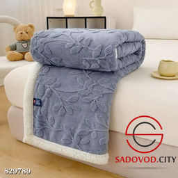 Плед из велсофта в подарочной сумке