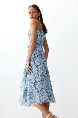 TRENDYOLMILLA Mavi Animal Desenli Etegi Volanl? Sifon Astarl? Midi Dokuma Elbise TWOSS24EL00536 фото 8