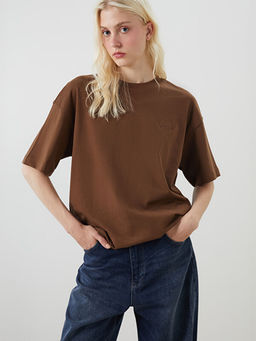 Bisiklet Yaka Nak??l? Oversize Kad?n Ti??rt