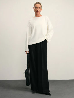 Джемпер с декоративным разрезом / Zarina  фото 2